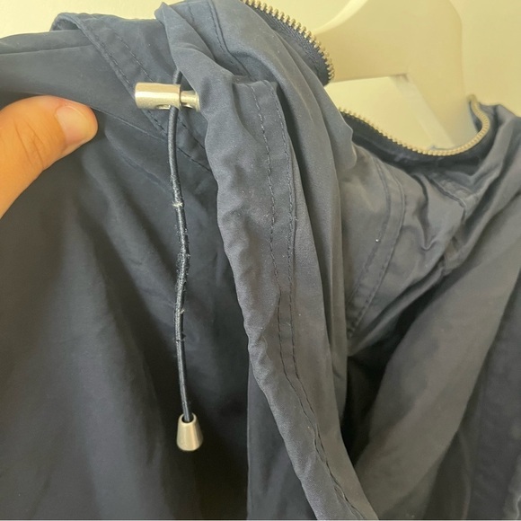Tommy Hilfiger Zip Up Snap Navy Rain Jacket with Hood Medium - Picture 9 of 10